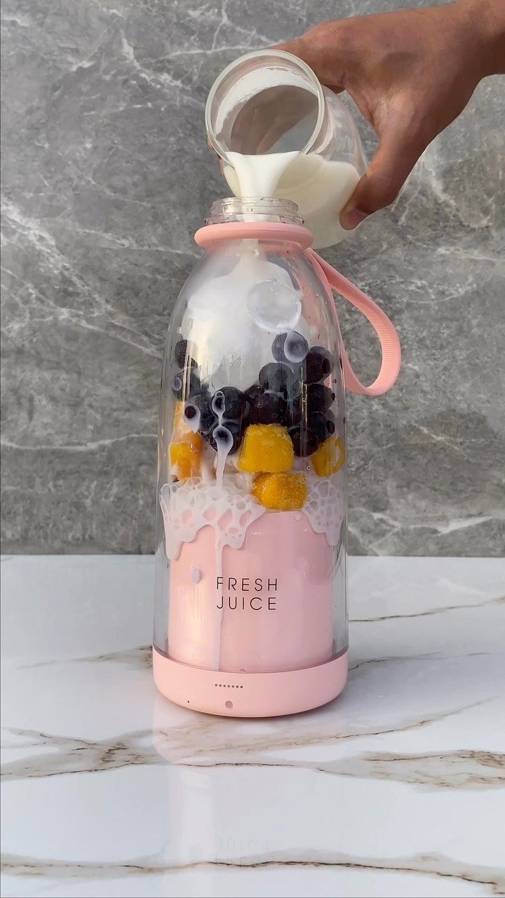Electric Portable Mini Juicer Bottle